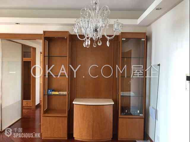 West Kowloon - The Arch Star Tower (Block 2) 04