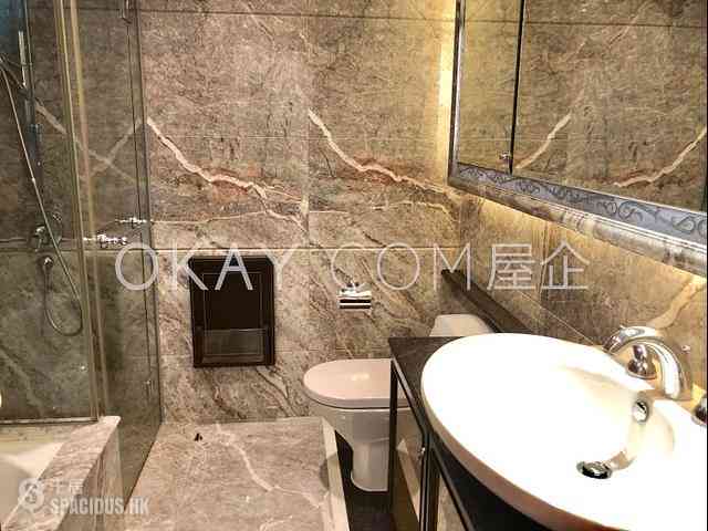 West Kowloon - The Arch Star Tower (Block 2) 06
