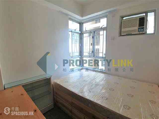 Sai Ying Pun - Yuk Ming Towers 01