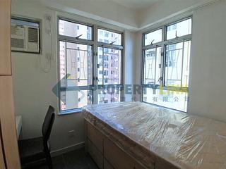 Sai Ying Pun - Yuk Ming Towers 02