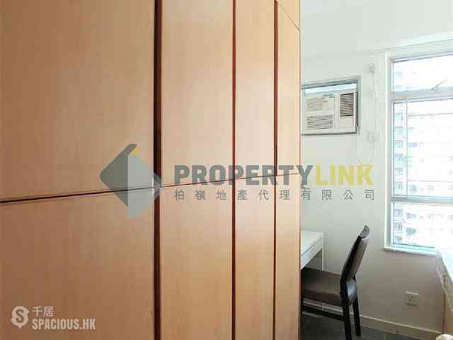 Sai Ying Pun - Yuk Ming Towers 03