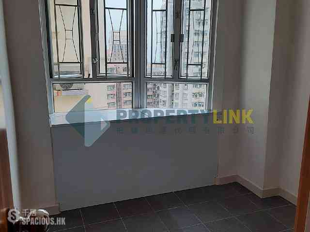 Sai Ying Pun - Yuk Ming Towers 07
