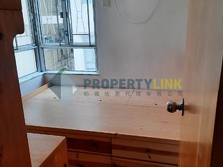 Sai Ying Pun - Yuk Ming Towers 09