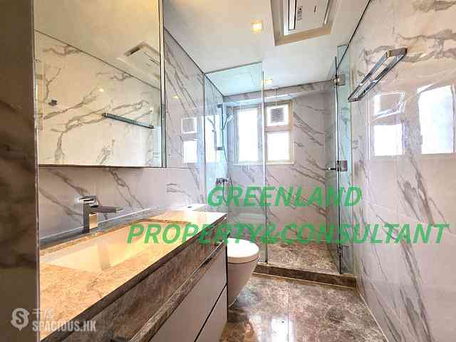 Mid Levels Central - St. Joan Court 03
