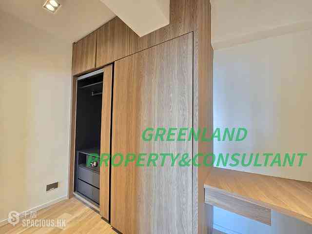 Mid Levels Central - St. Joan Court 07