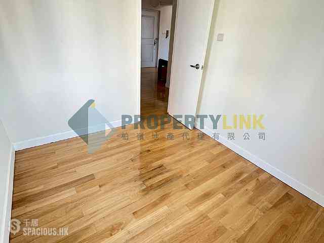 Sai Ying Pun - Golden Phoenix Court 05