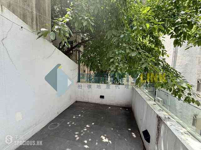 Poho - 41, Square Street 04