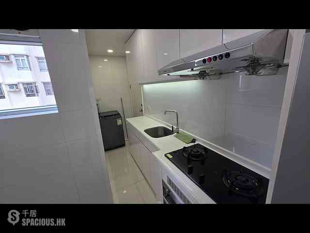 Sai Ying Pun - Po Lam Court 06