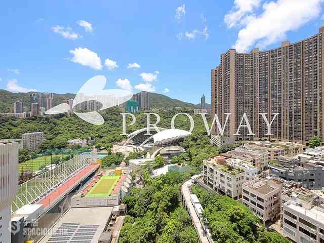 Happy Valley - Caroline Garden 02