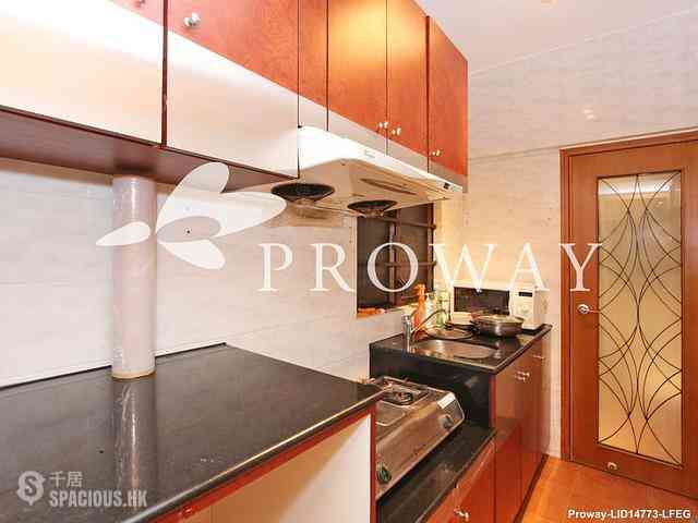 Mid Levels Central - Woodlands Terrace 08