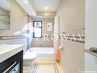 Repulse Bay - Grand Garden Block 2 11