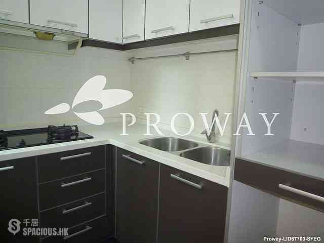 Mid Levels Central - Goldwin Heights 09