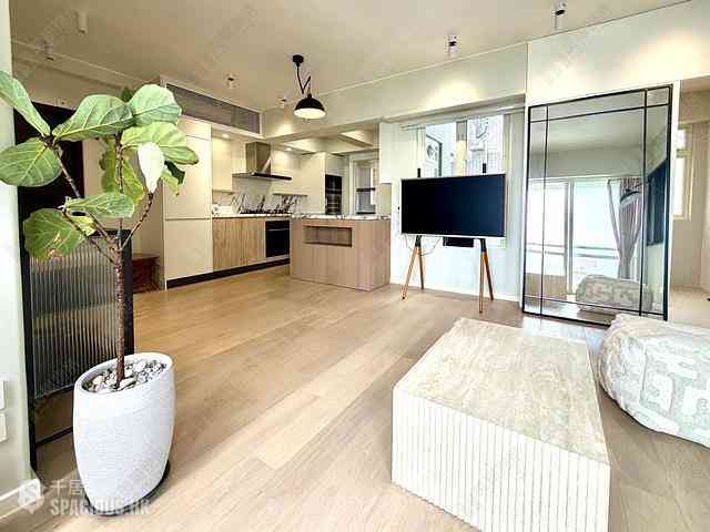 Soho - Centrestage Block 2 02