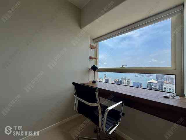 Soho - Centrestage Block 2 05