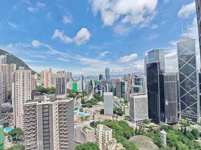 Mid Levels Central - Birchwood Place 03