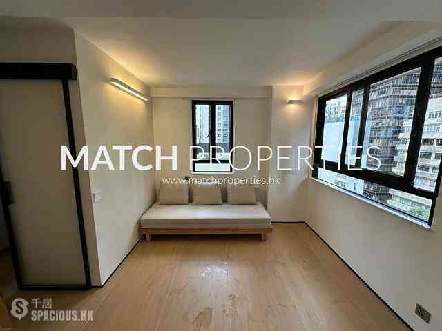 Sheung Wan - Wah Koon Building 03