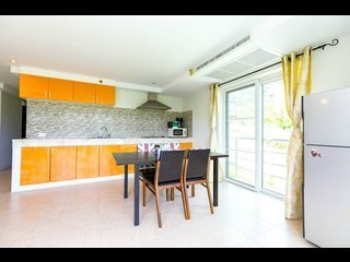 Phuket - KAT5768: 2-Bedroom Apartment in Kata BeachA wonderful apartment with a great view 12