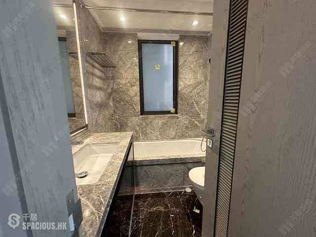 Wong Chuk Hang - The Southside Phase 3B Blue Coast Tower 2A 05