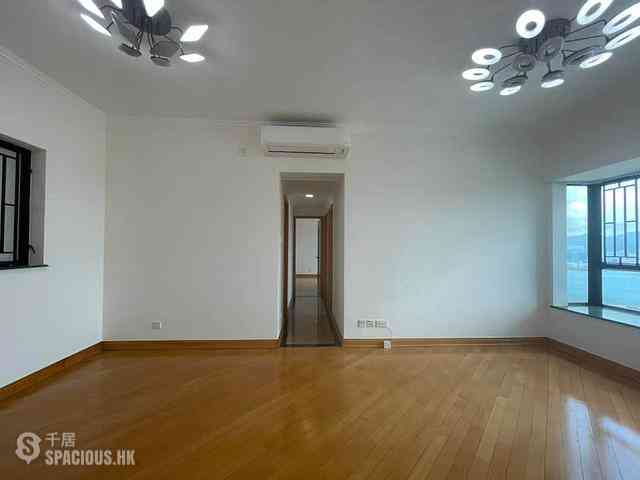 Fortress Hill - Le Sommet Block 2 08