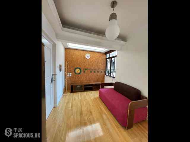 Sai Ying Pun - Golden Phoenix Court 01