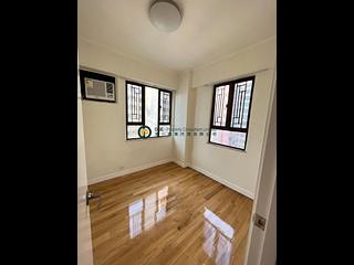 Sai Ying Pun - Golden Phoenix Court 04