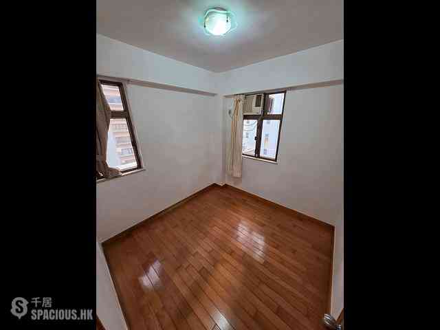 Sai Ying Pun - Hang Sing Mansion 02