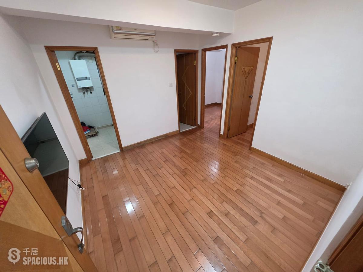 Sai Ying Pun - Hang Sing Mansion 01