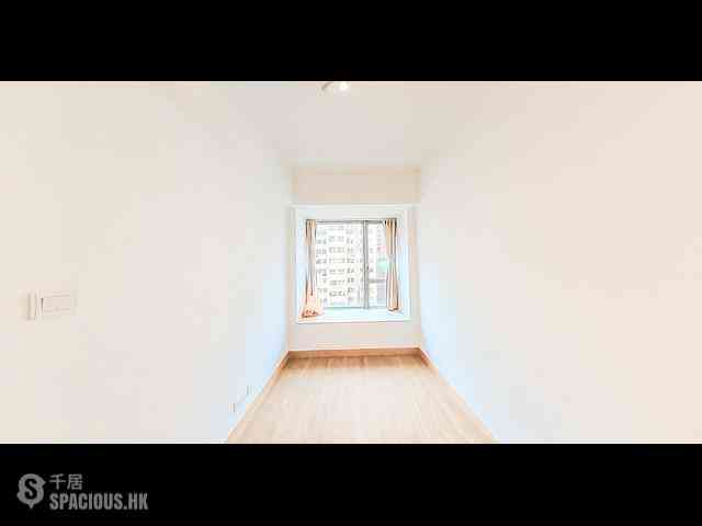 Sai Ying Pun - Island Crest 06