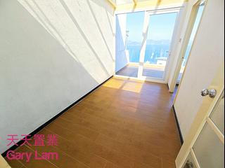 Clear Water Bay - Golden Lake Villa 08