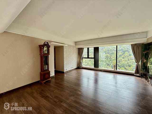 Mid Levels Central - Tavistock II 12