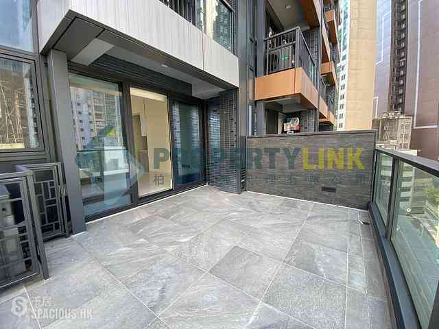 Sai Ying Pun - The Queens 04