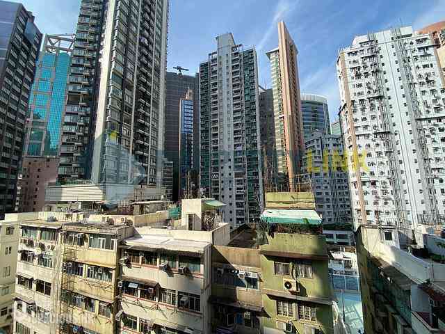 Sai Ying Pun - The Queens 06