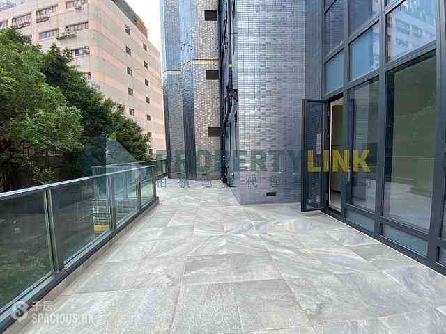 Sai Ying Pun - The Queens 13