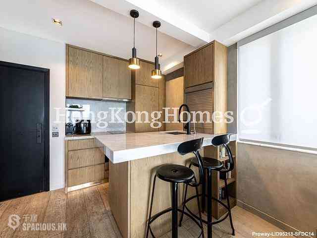 Mid Levels Central - On Fung Building 03