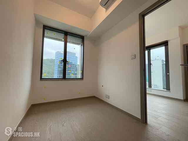Wong Chuk Hang - The Southside Phase 3C Blue Coast II 06