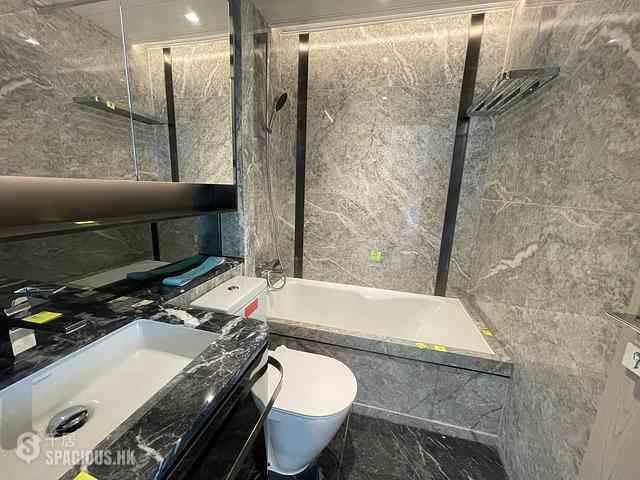 Wong Chuk Hang - The Southside Phase 3C Blue Coast II 07