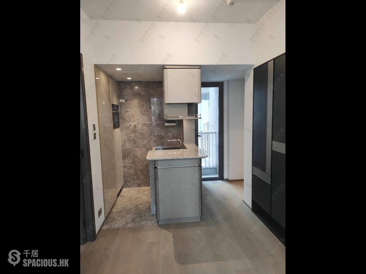 Sai Ying Pun - 15 Western Street 01