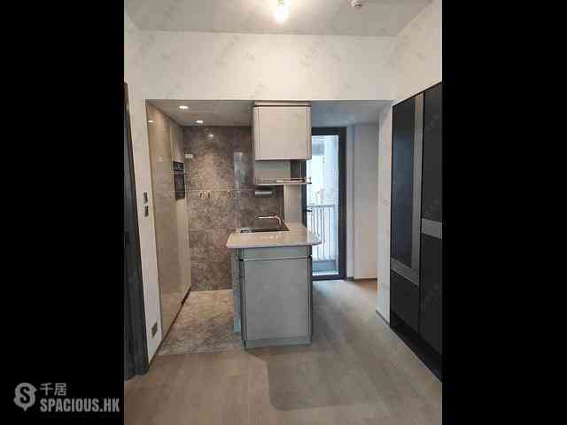 Sai Ying Pun - 15 Western Street 01