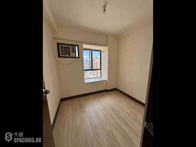 Shau Kei Wan - Perfect Mount Gardens 01