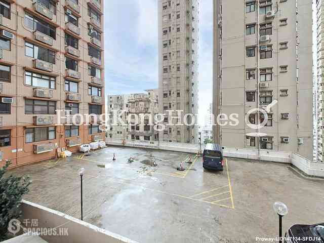 Mid Levels West - Parkway Court 02