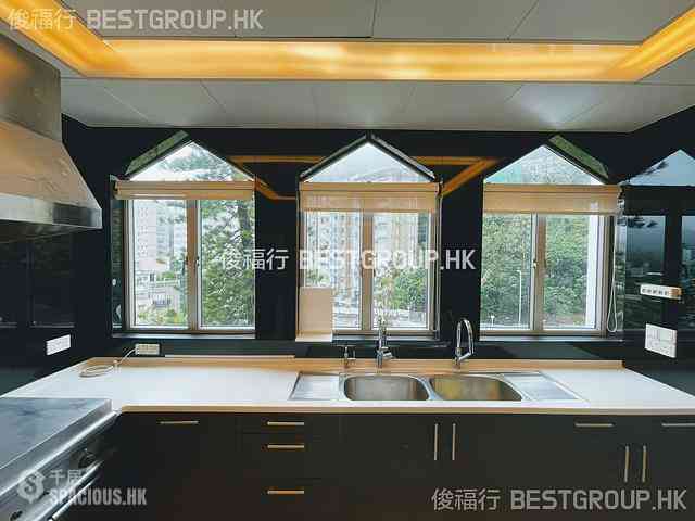 The Peak - Guildford Court 09