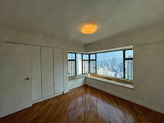 Mid Levels Central - Robinson Place Block 2 07