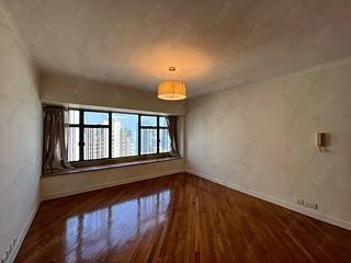 Mid Levels Central - Robinson Place Block 2 08