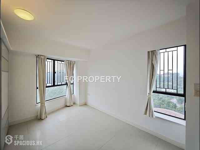 Repulse Bay - The Brentwood 12