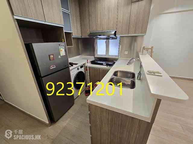 Wan Chai - Hip Sang Building 08