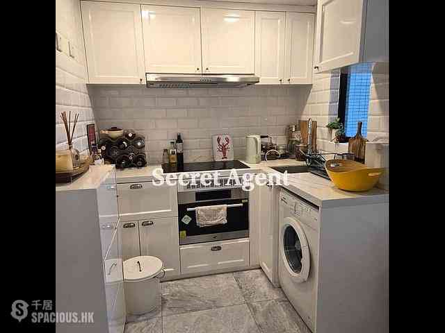 Sheung Wan - The Bellevue Place 03