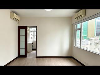 Wan Chai - Everwin Mansion 08
