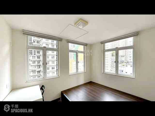 Wan Chai - Everwin Mansion 09