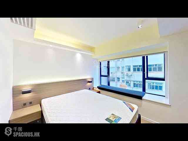 Wan Chai - 15, St. Francis Street 09