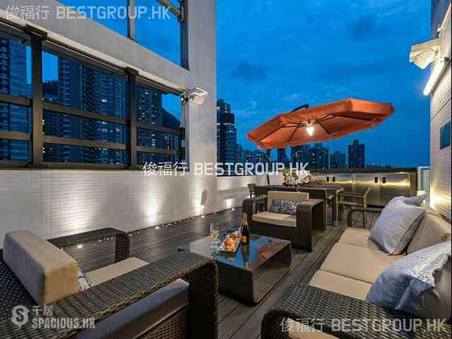 Soho - Centrestage 14